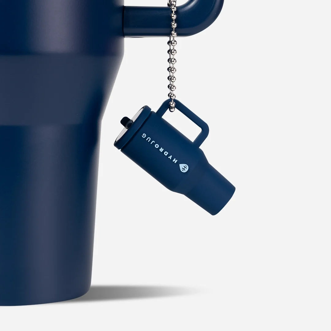 traveler-keychain-i9 Web-TravelerKeychainPhotos-Navy2.webp